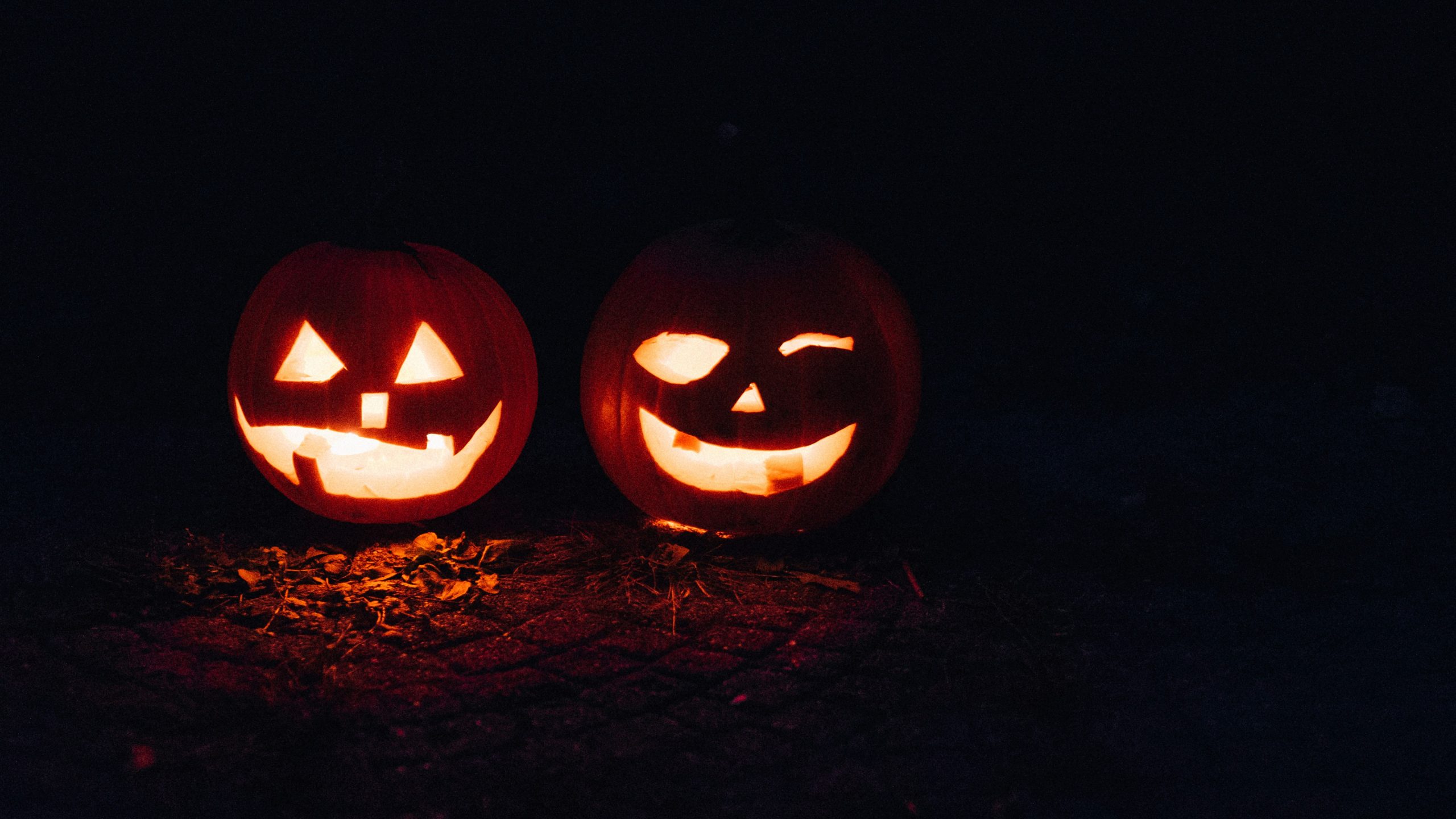 Halloween – Az Ősi Pogány Ünneptől a Modern Jelmezbálokig